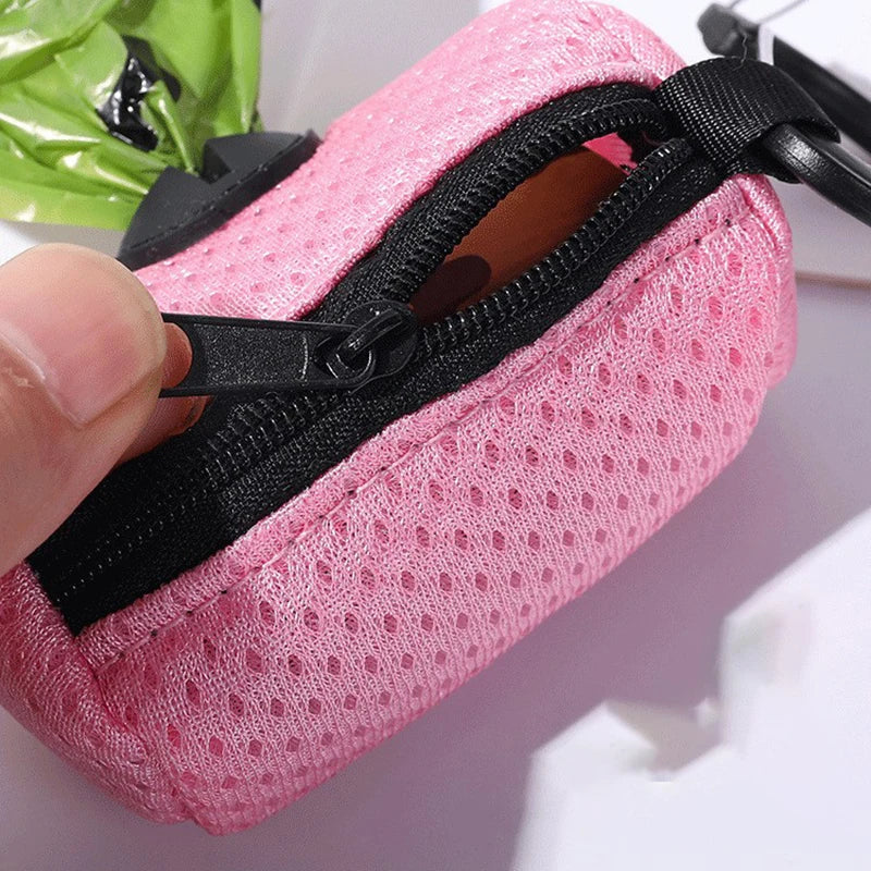 Dog Poop Bag Dispenser Hangingable Dog Poop Bag Holder Poo Bags Dispenser for Dogs Walking Garbage Bags Dispensers Pet Supplies