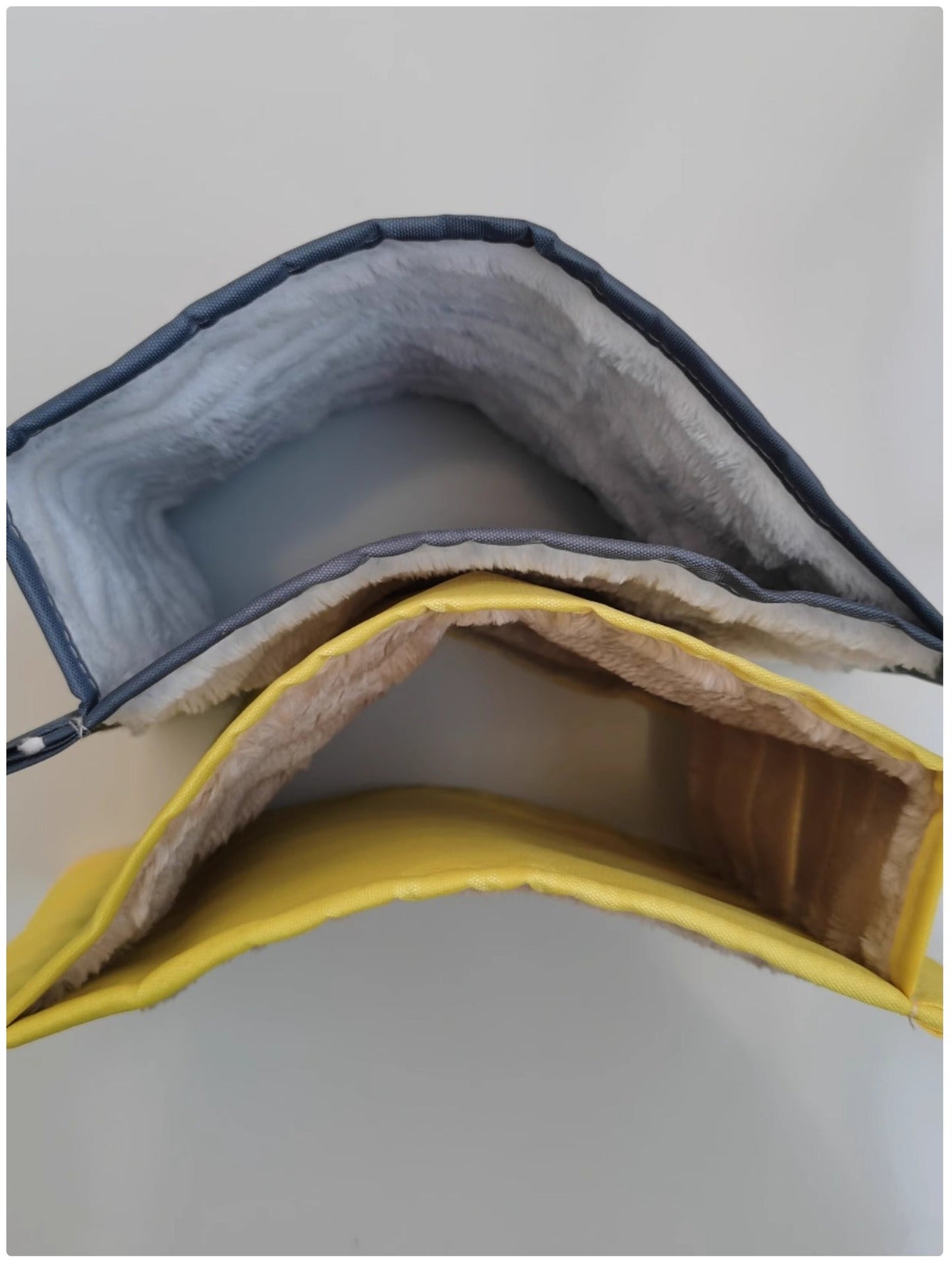Cozy Parrot Hammock Bed - Warm Plush Hanging Nest for Birds & Small Pets